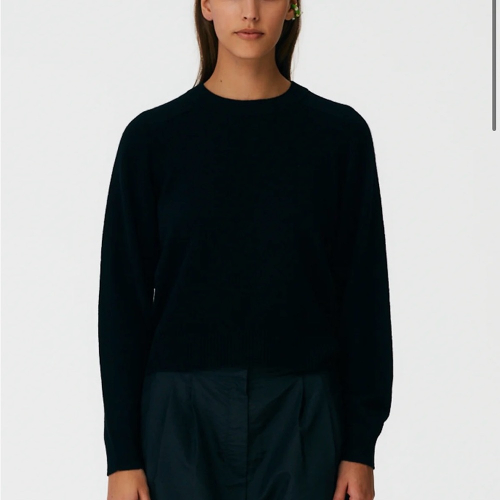 EUC Tibi Feather Weight Cashmere Open Sleeve Cocoon Sweater - black size medium
